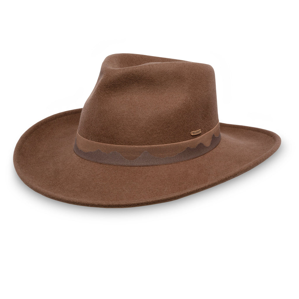 Carmen Hat Z7