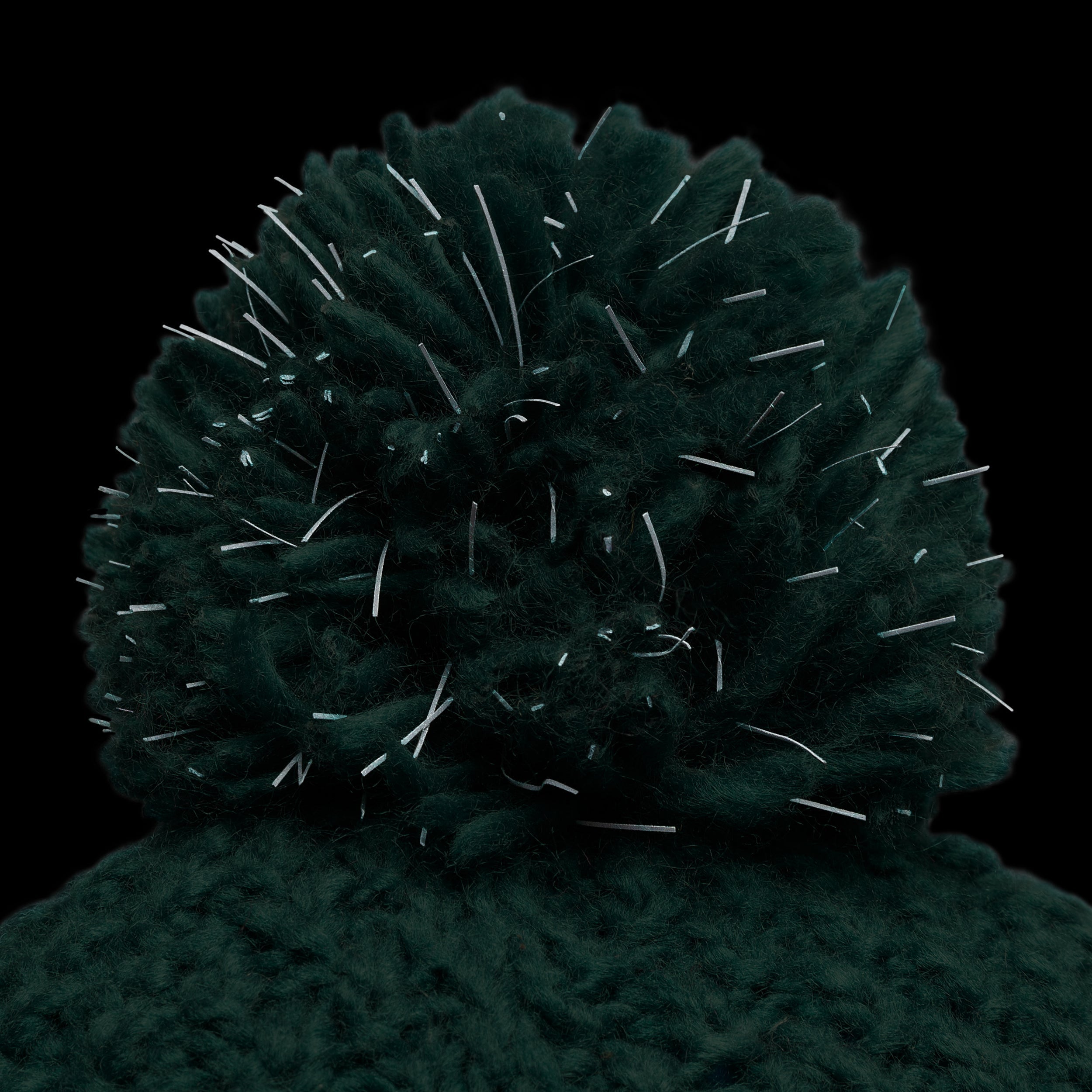 Glissade Ponytail Beanie Y4